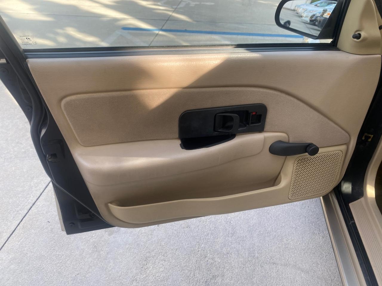 1995 Saturn SL LOW MILES 70,805 Pompano Beach FL