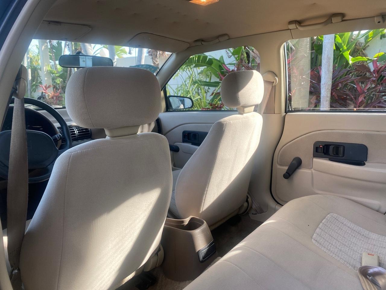 1995 Saturn SL LOW MILES 70,805 Pompano Beach FL