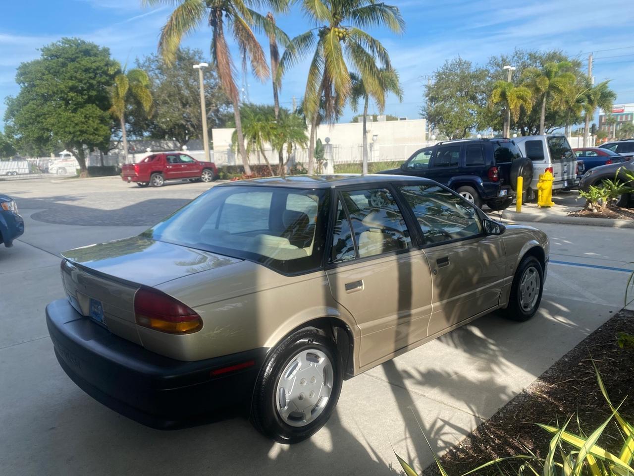 1995 Saturn SL LOW MILES 70,805 Pompano Beach FL
