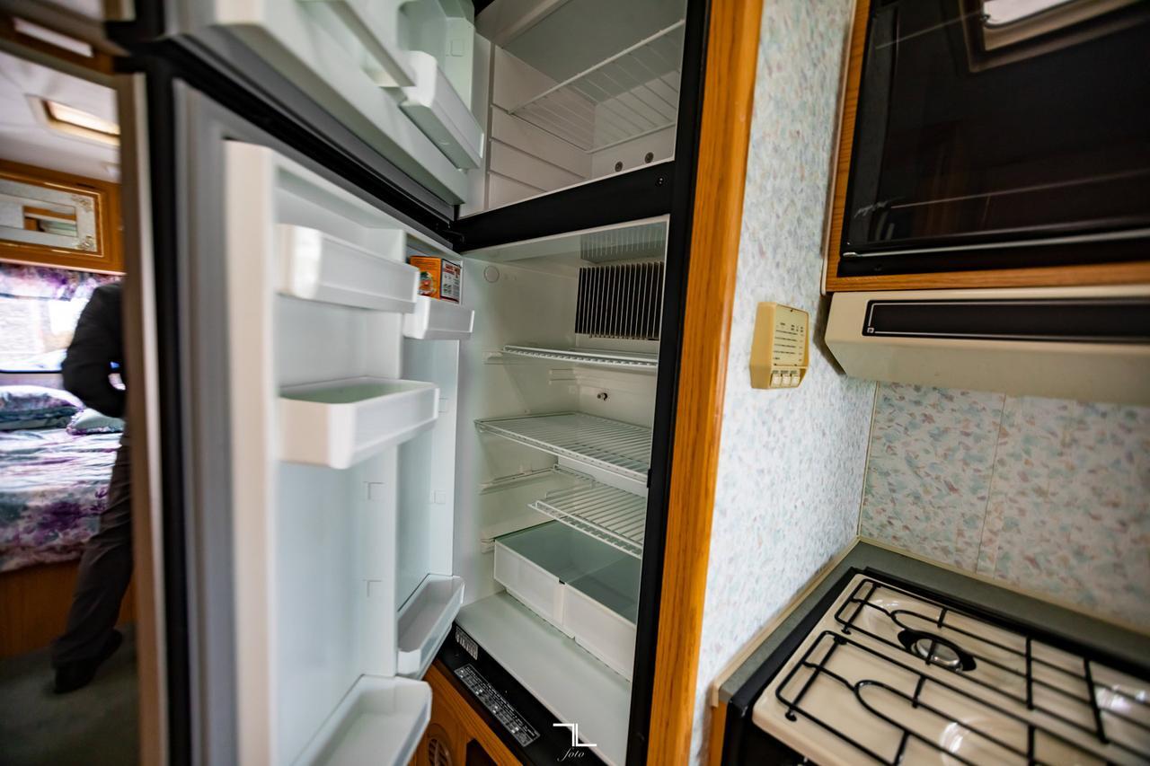 1995 Winnebago Itasca 32 Ft. Motorhome Red Deer AB