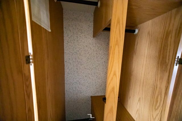 1995 Winnebago Itasca 32 Ft. Motorhome Red Deer AB