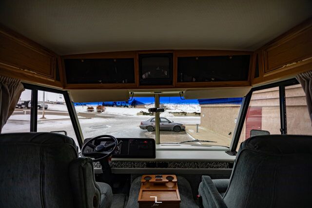 1995 Winnebago Itasca 32 Ft. Motorhome Red Deer AB