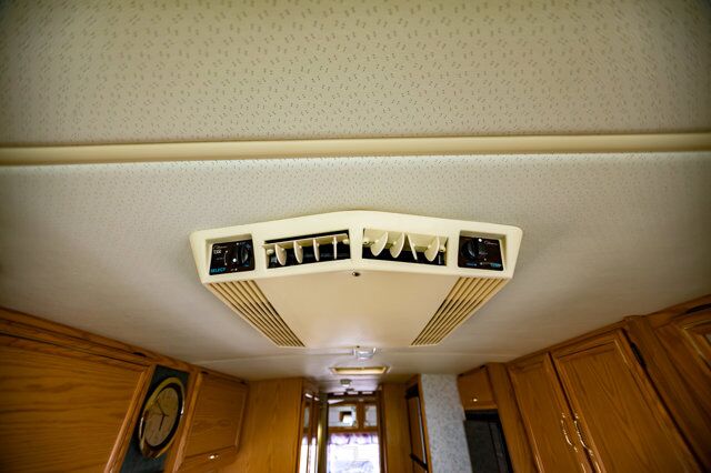 1995 Winnebago Itasca 32 Ft. Motorhome Red Deer AB