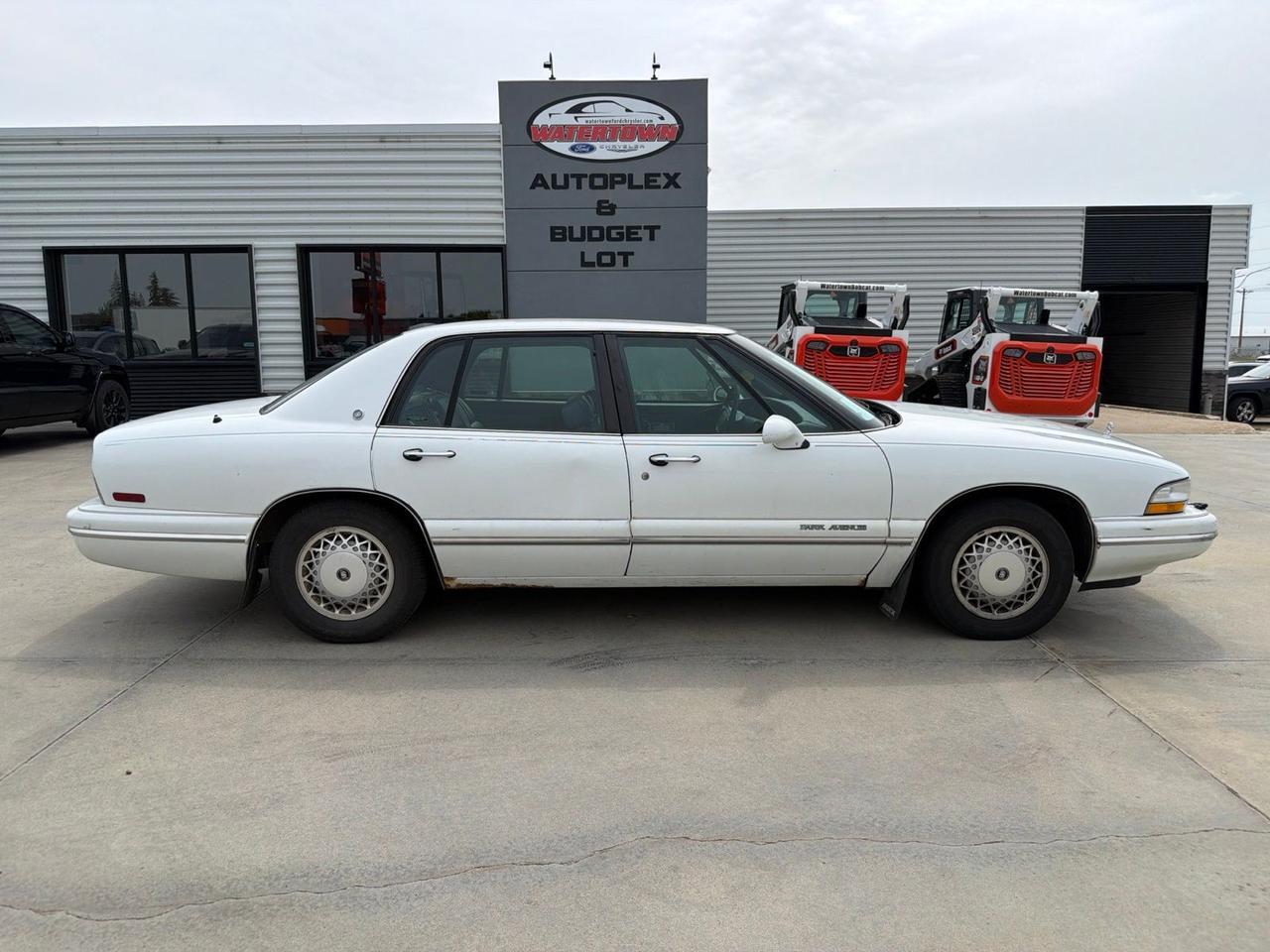 1996 Buick Park Avenue Base