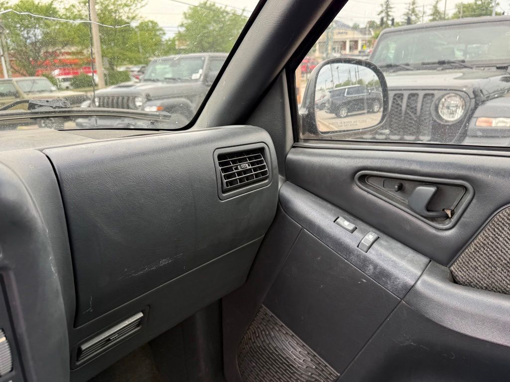 1996 Chevrolet S-10 Base Crestwood KY