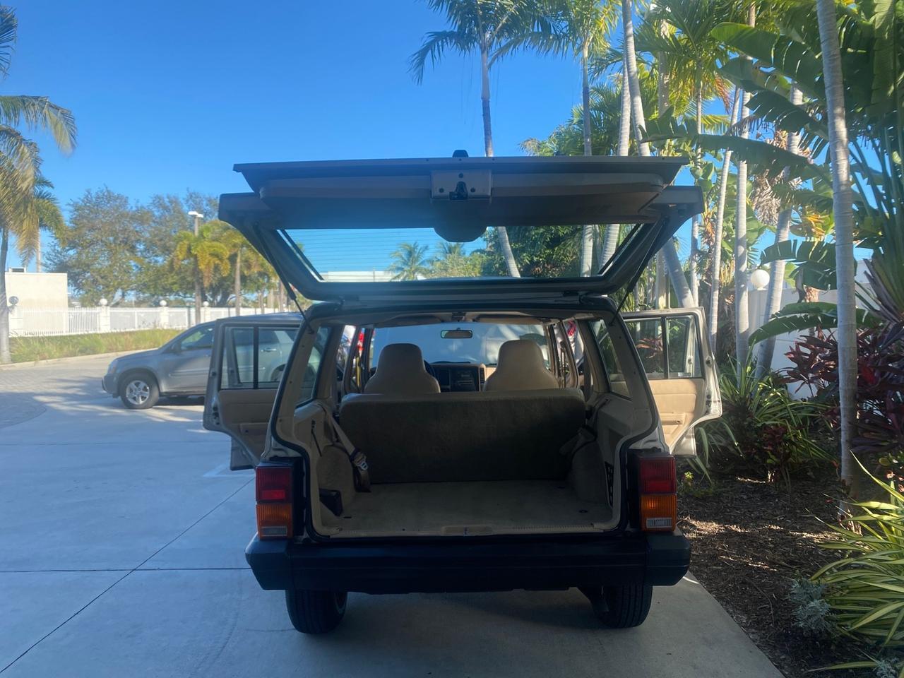 1996 Jeep Cherokee Sport FL LOW MILES 77,388 4WD 4.0 6 CYL Pompano Beach FL