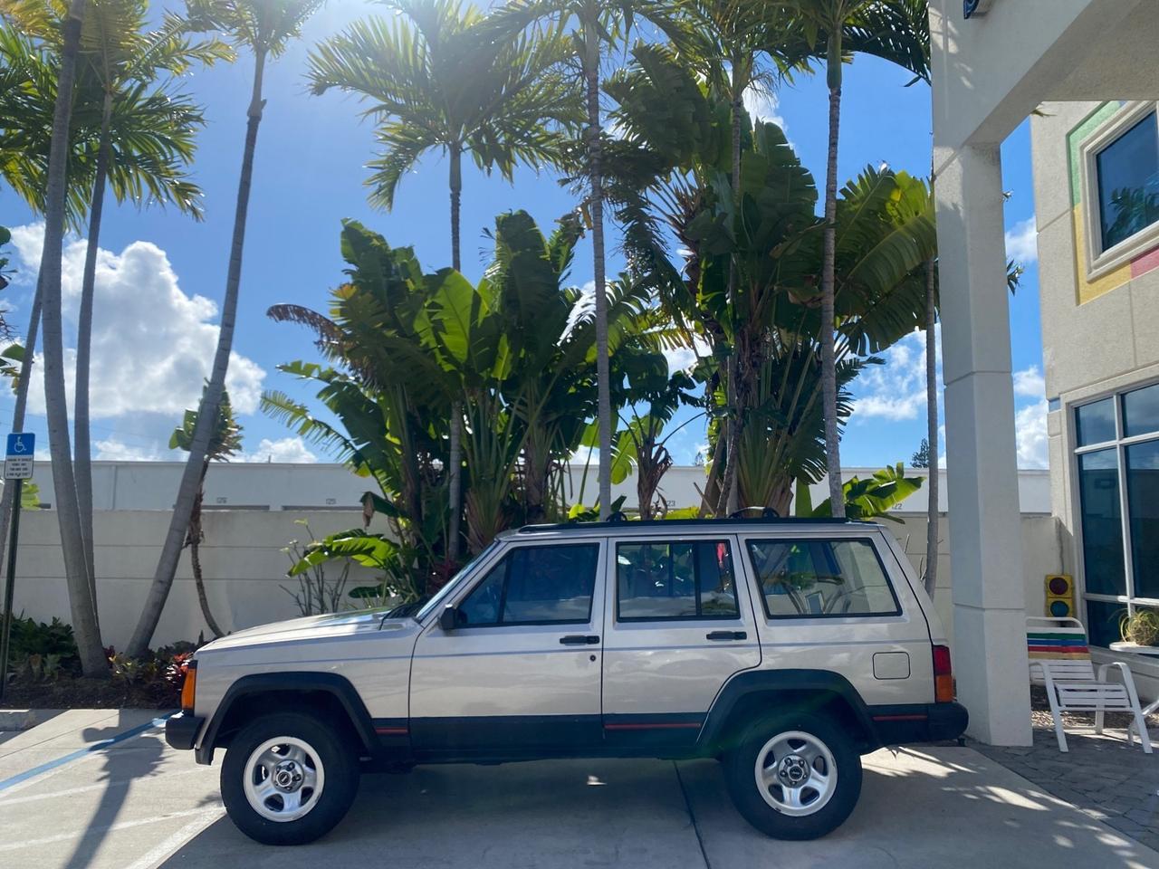 1996 Jeep Cherokee Sport FL LOW MILES 77,388 4WD 4.0 6 CYL Pompano Beach FL