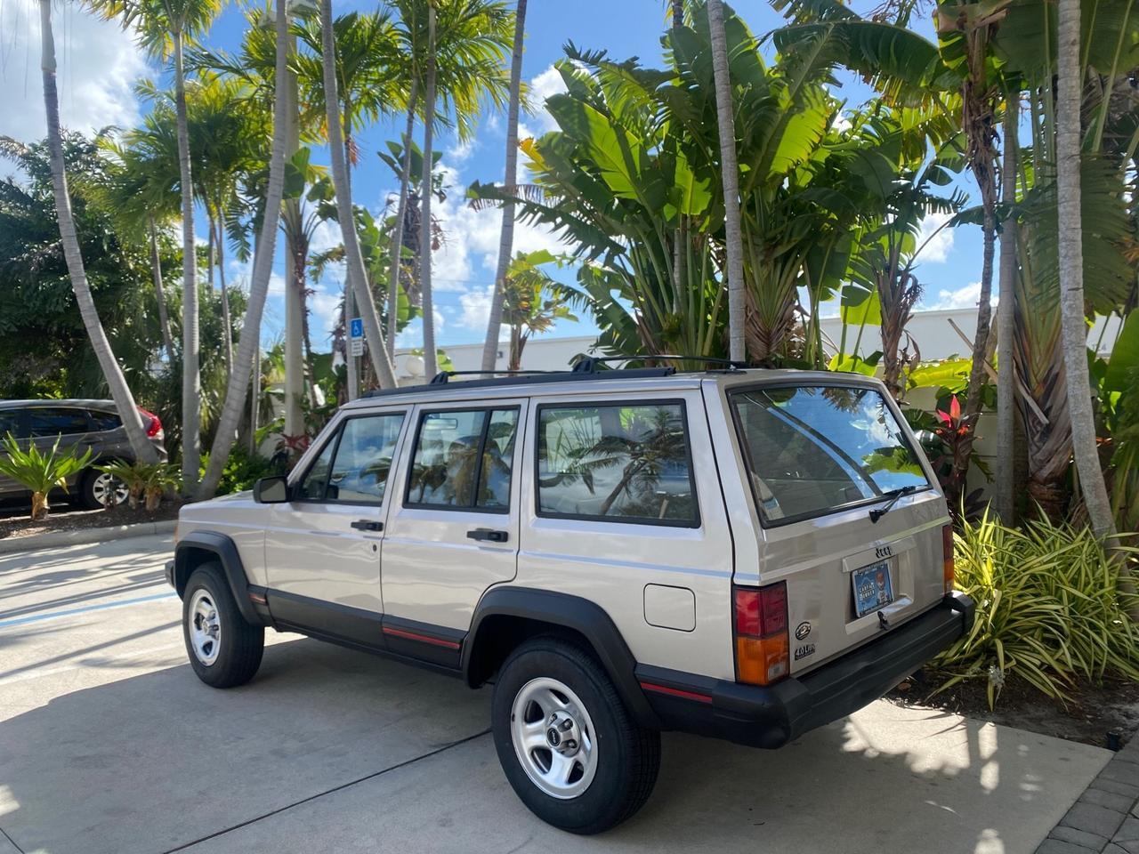1996 Jeep Cherokee Sport FL LOW MILES 77,388 4WD 4.0 6 CYL Pompano Beach FL