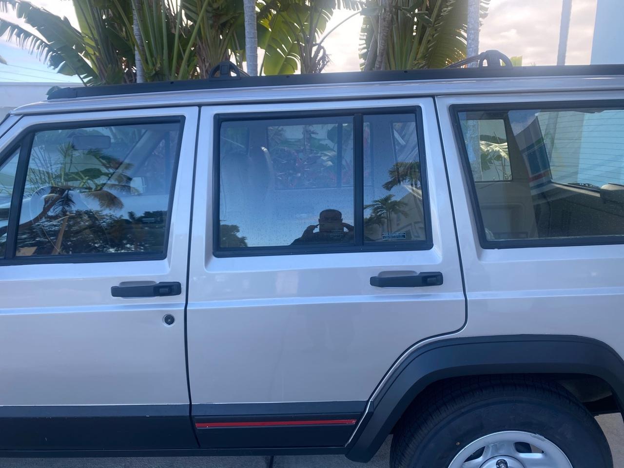 1996 Jeep Cherokee Sport FL LOW MILES 77,388 4WD 4.0 6 CYL Pompano Beach FL