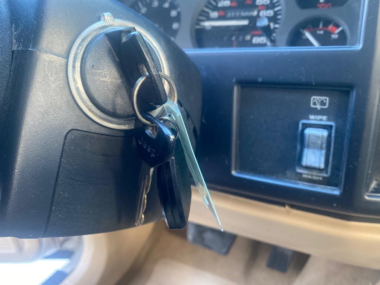 1996 Jeep Cherokee Sport FL LOW MILES 77,388 4WD 4.0 6 CYL Pompano Beach FL