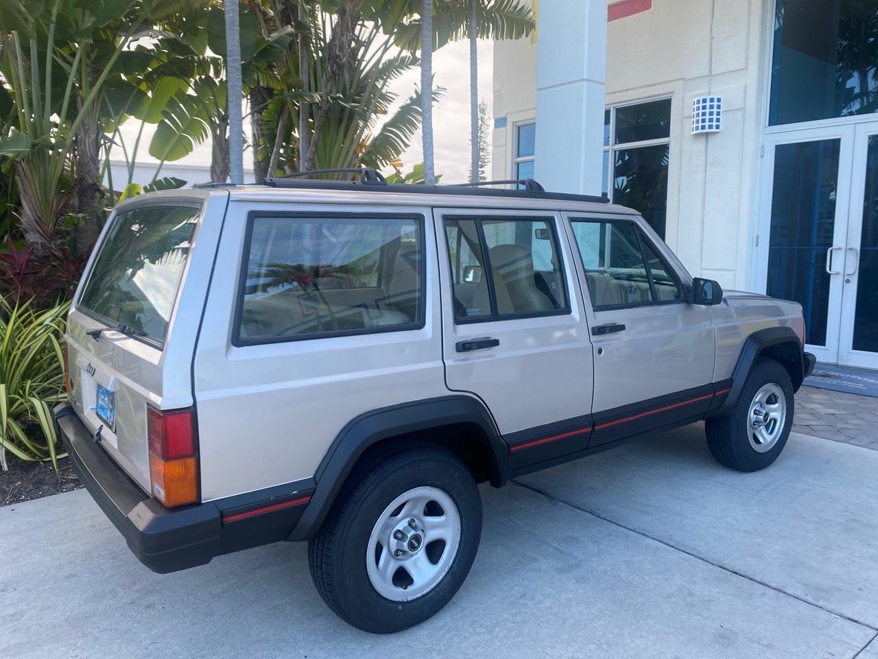 1996 Jeep Cherokee Sport FL LOW MILES 77,388 4WD 4.0 6 CYL Pompano Beach FL
