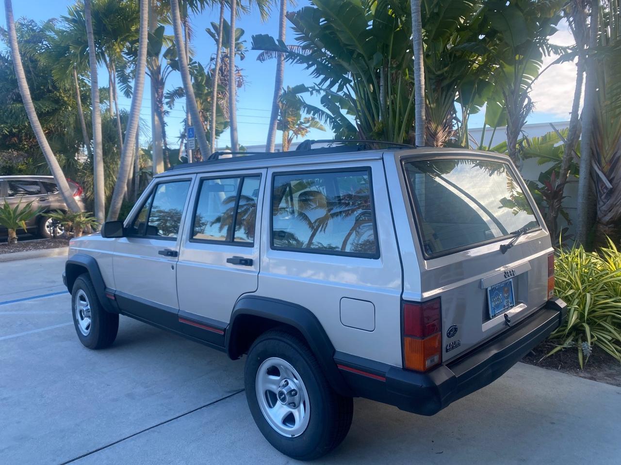 1996 Jeep Cherokee Sport FL LOW MILES 77,388 4WD 4.0 6 CYL Pompano Beach FL