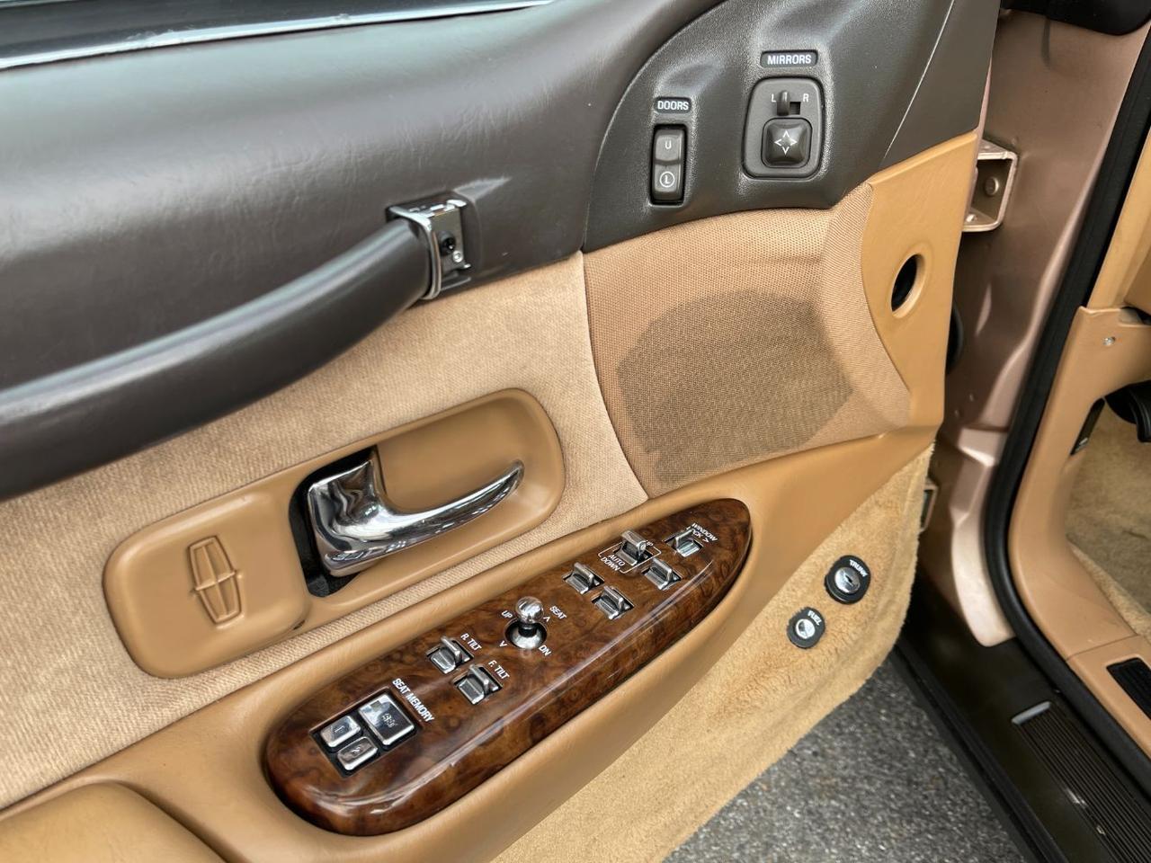 1996 Lincoln Town Car Signature Spokane Valley WA