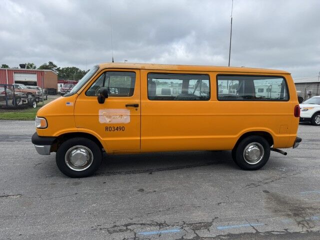 1997 Dodge 3500 Ram Passenger Wagon Henrico VA 1997 Dodge 3500 Ram Passenger Wagon Henrico VA