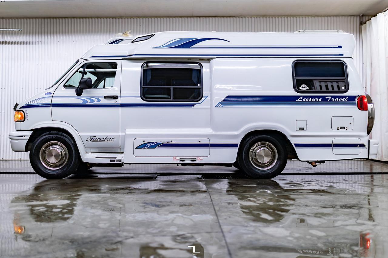 1997 Dodge Ram B3500 Leisure Travel Camper Van Red Deer AB