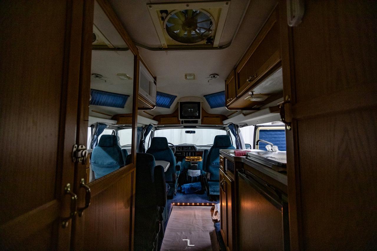 1997 Dodge Ram B3500 Leisure Travel Camper Van Red Deer AB