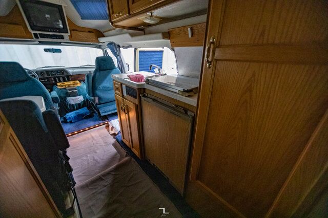 1997 Dodge Ram B3500 Leisure Travel Camper Van Red Deer AB