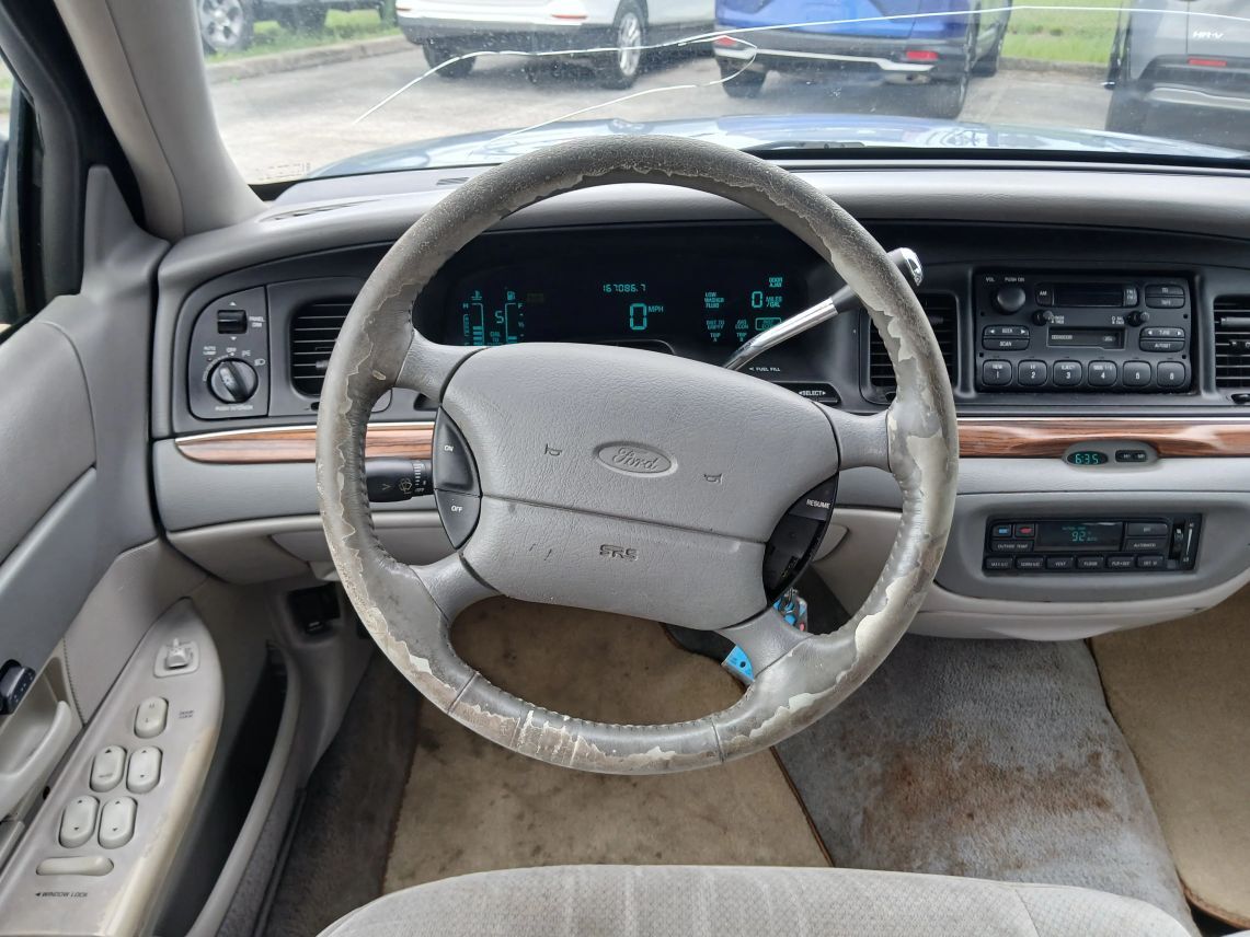 1997 Ford Crown Victoria LX Sedan 4D Maitland FL