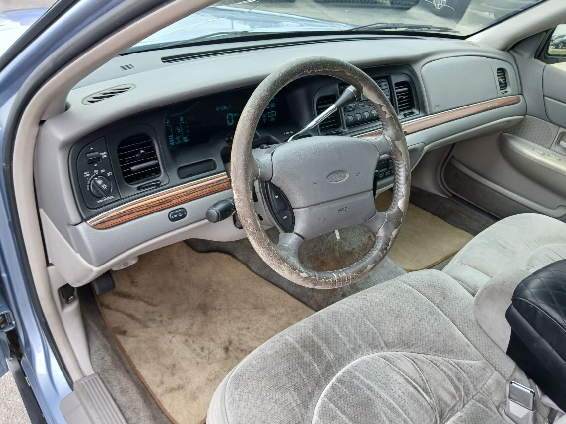 1997 Ford Crown Victoria LX Sedan 4D Maitland FL