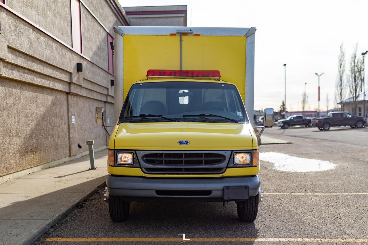 1997 Ford E-450 Cube Van Powerstroke Diesel Red Deer AB