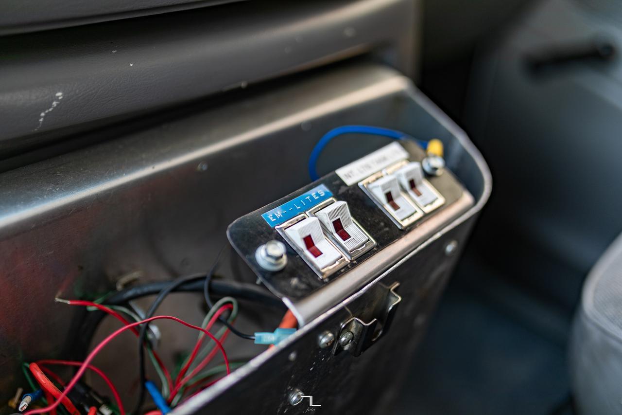 1997 Ford E-450 Cube Van Powerstroke Diesel Red Deer AB