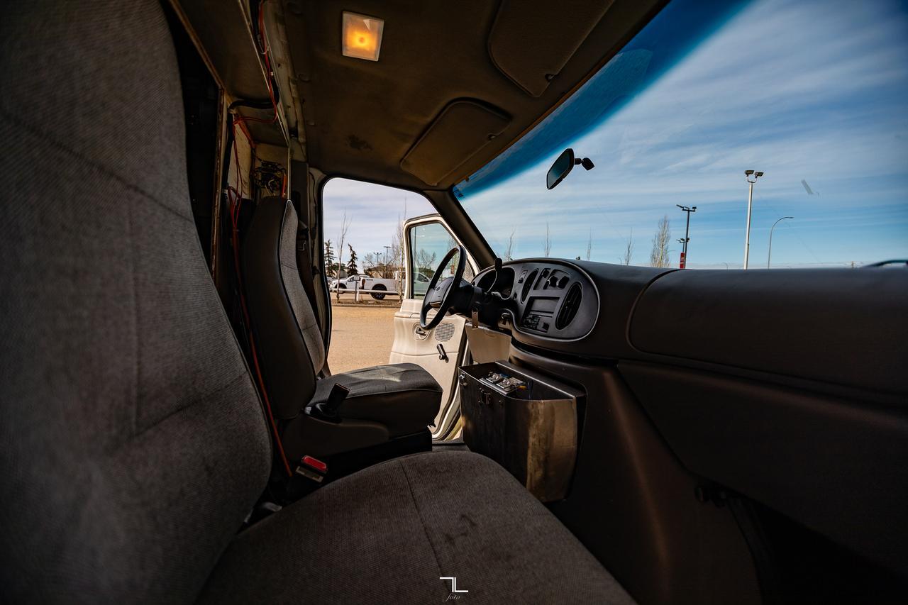1997 Ford E-450 Cube Van Powerstroke Diesel Red Deer AB