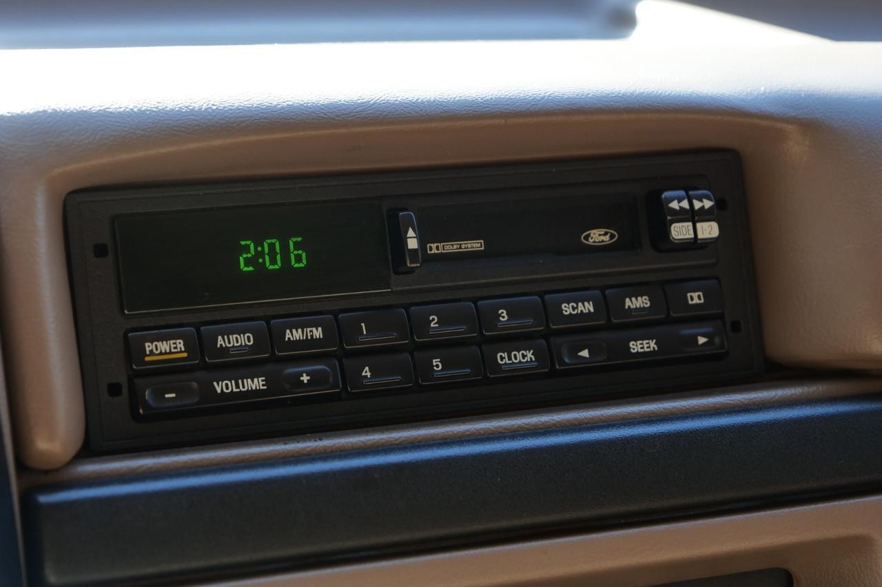 1997 Ford F-350 XLT / DRW / Long Bed / Dual Fuel Tanks! Lincolnton NC