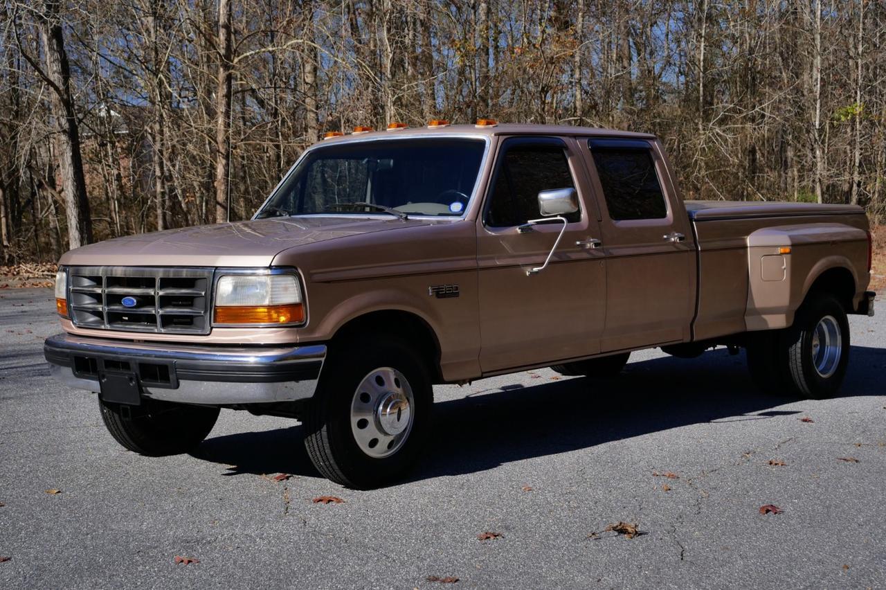 1997 Ford F-350 XLT / DRW / Long Bed / Dual Fuel Tanks! Lincolnton NC