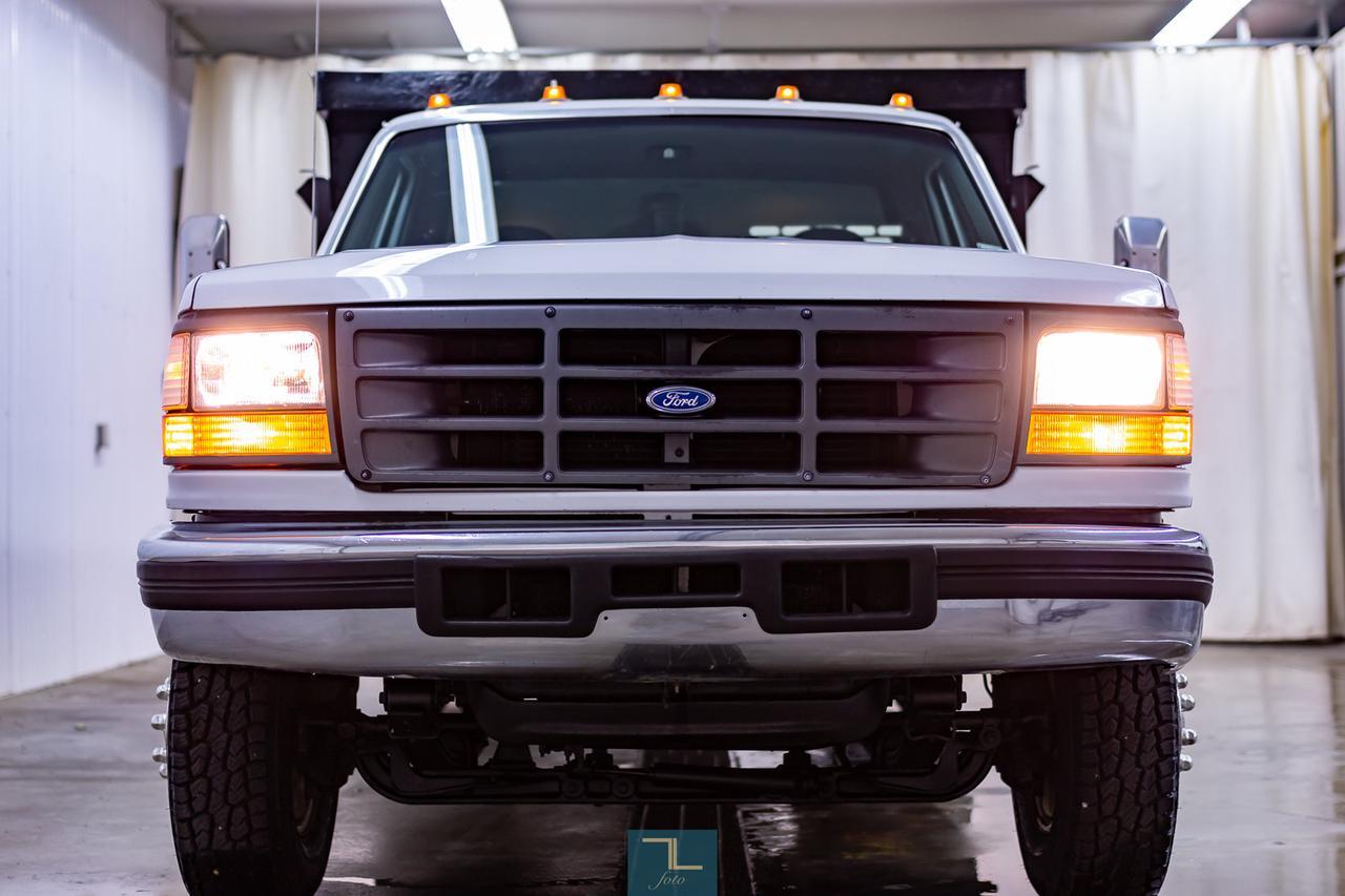 1997 Ford F-450 4x2 Reg Cab XLT Dump Box 7.3L Powerstroke Diesel Red Deer AB