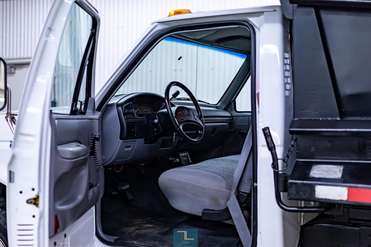 1997 Ford F-450 4x2 Reg Cab XLT Dump Box 7.3L Powerstroke Diesel Red Deer AB