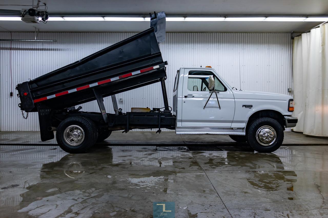 1997 Ford F-450 4x2 Reg Cab XLT Dump Box 7.3L Powerstroke Diesel Red Deer AB