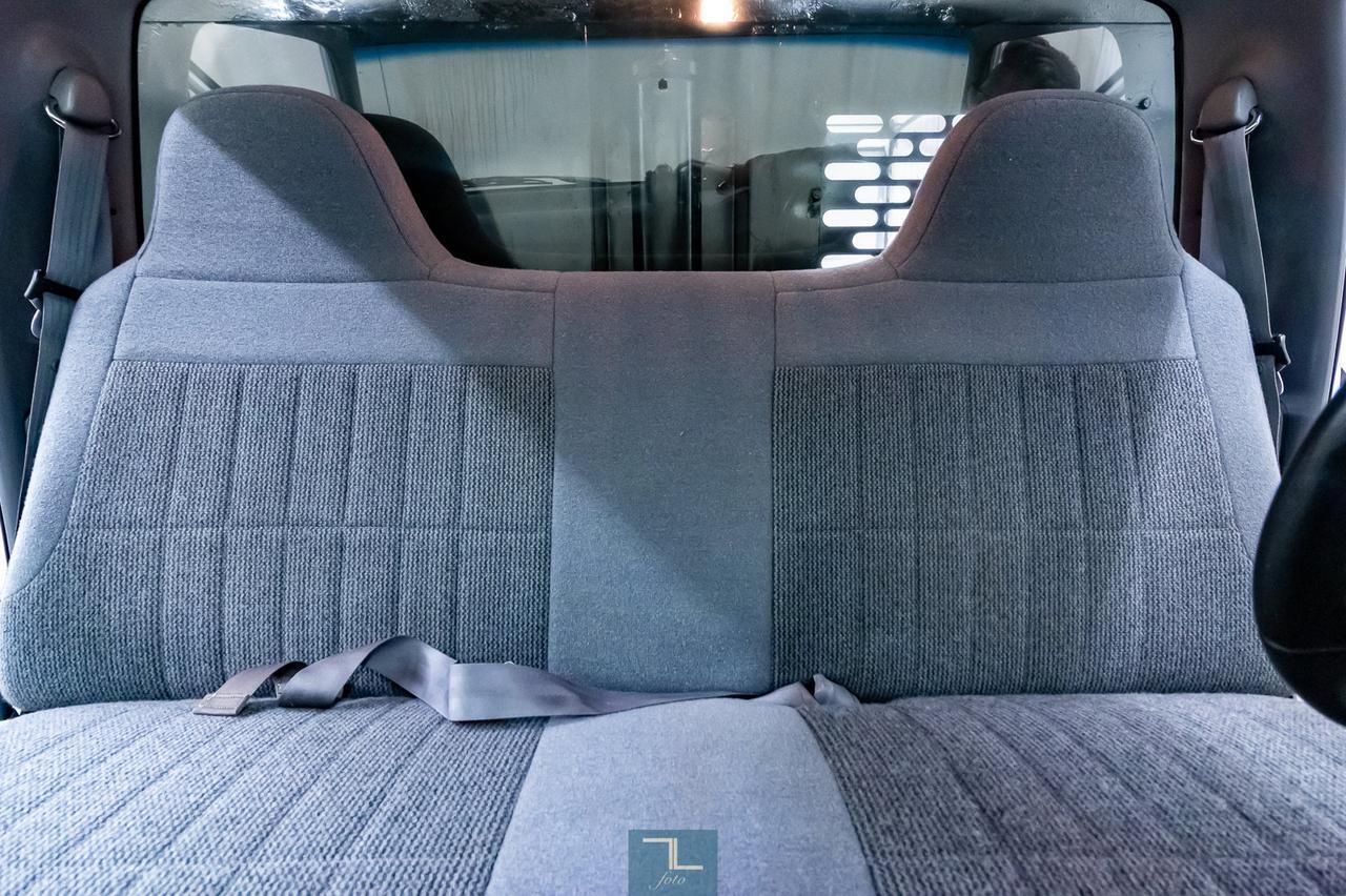 1997 Ford F-450 4x2 Reg Cab XLT Dump Box 7.3L Powerstroke Diesel Red Deer AB