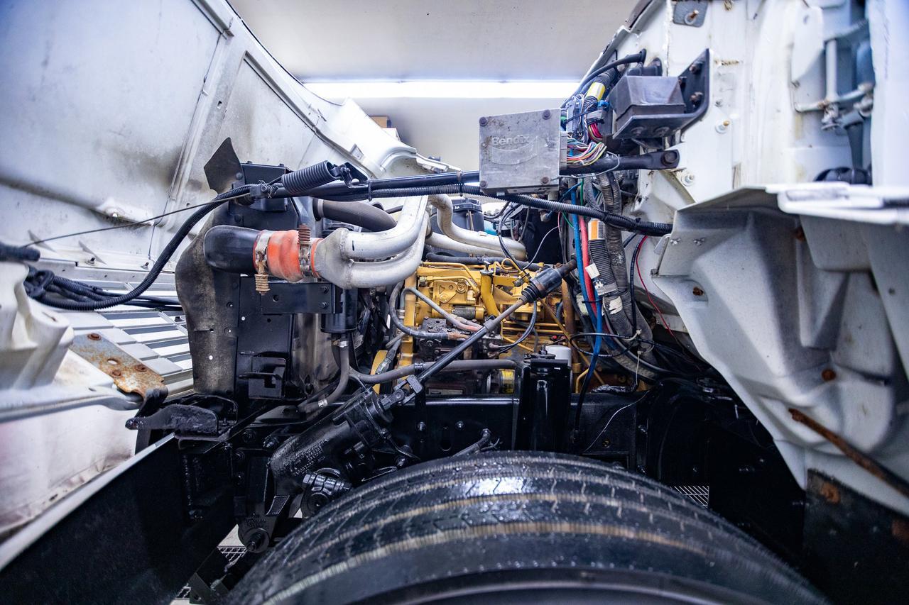 1997 GMC C7500 Daycab Dump/Plow Truck Diesel Manual Red Deer AB