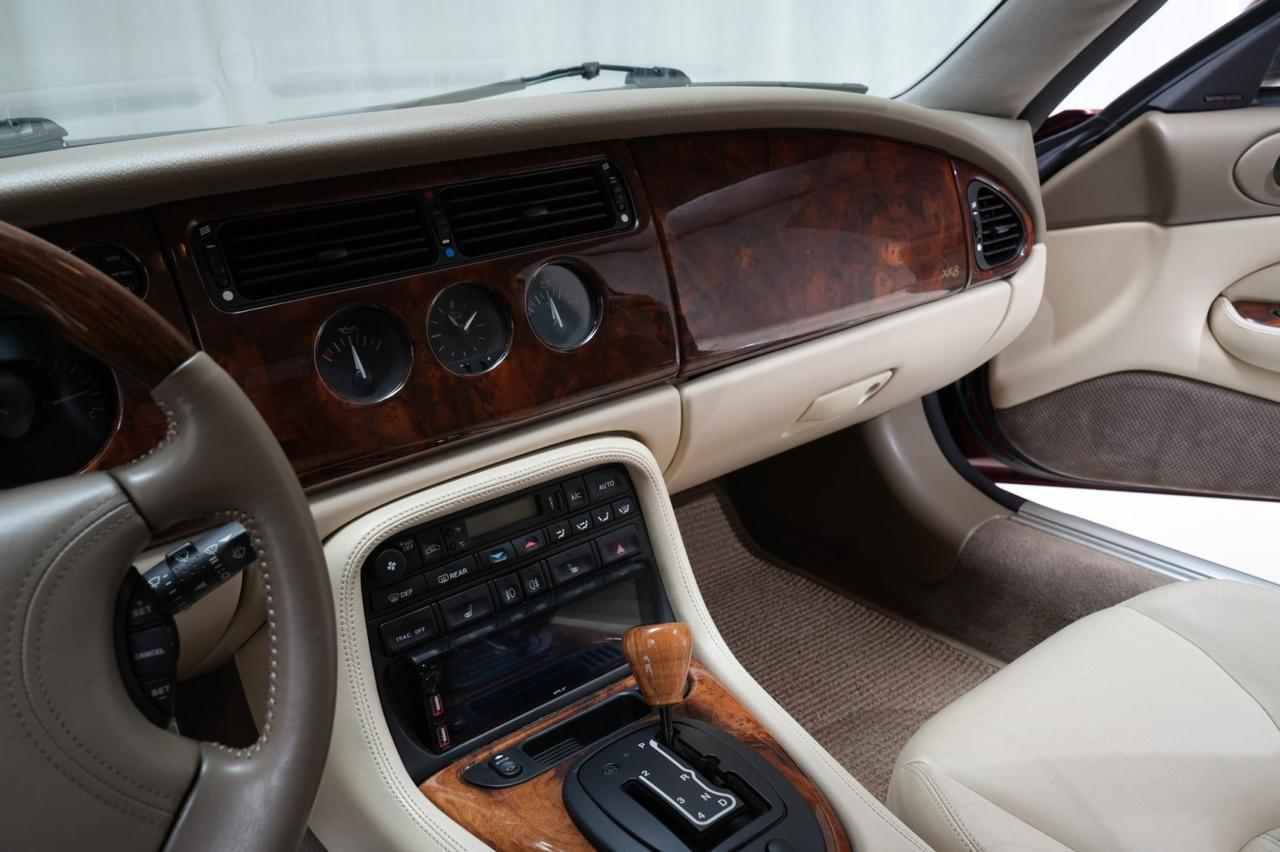 1997 Jaguar XK8 Convertible V8 West Chester PA