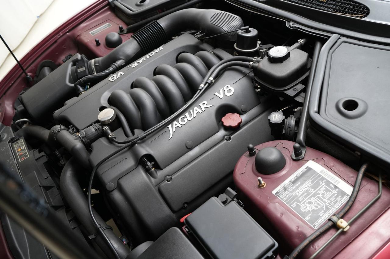 1997 Jaguar XK8 Convertible V8 West Chester PA