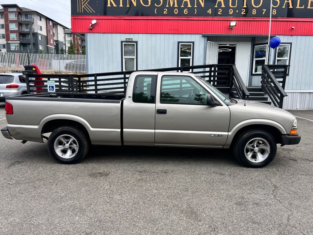 1998 CHEVROLET S-10 LS Des Moines WA