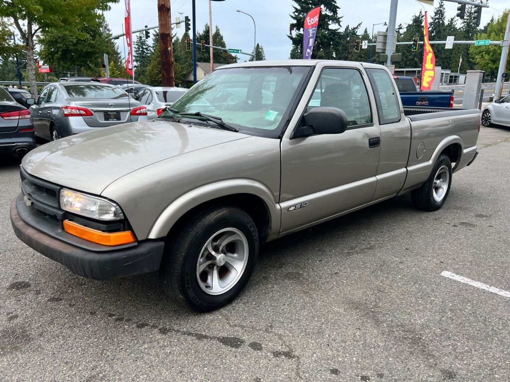 1998 CHEVROLET S-10 LS Des Moines WA