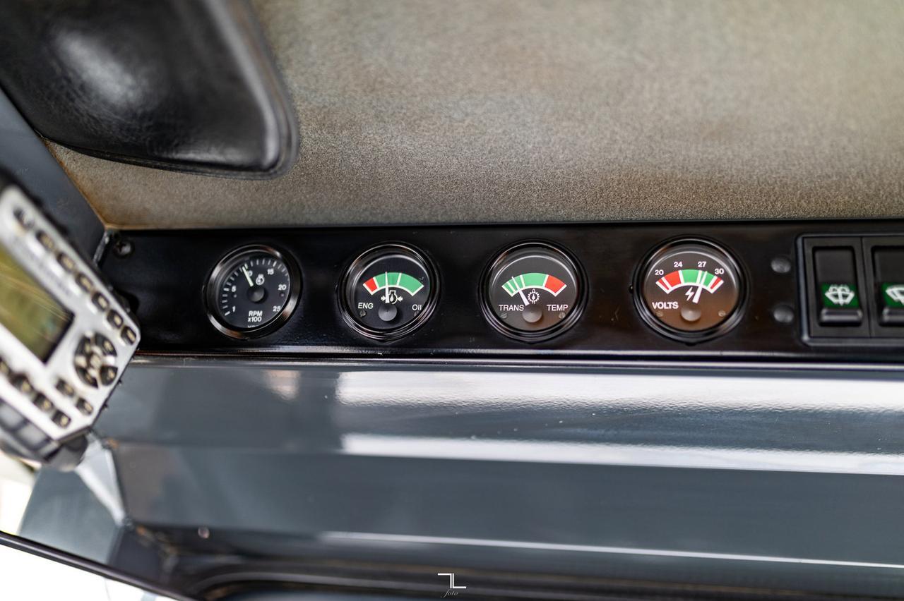 1998 Case 621B XT Wheel Loader Bucket Diesel with 4 Attachments Red Deer AB