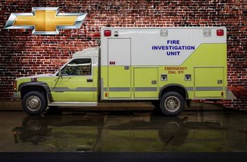 1998_Chevrolet_C/K 3500_4X4 DRW AMBULANCE_ Red Deer AB