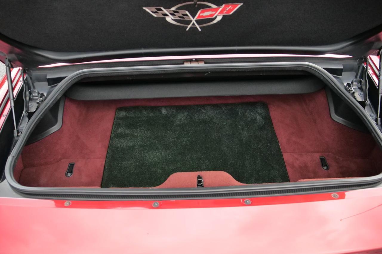 1998 Chevrolet Corvette Convertible / Bose Sound / 5.7L V8! Lincolnton NC