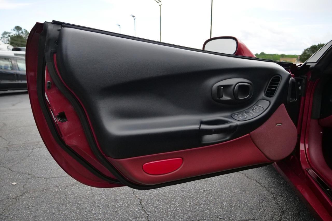 1998 Chevrolet Corvette Convertible / Bose Sound / 5.7L V8! Lincolnton NC