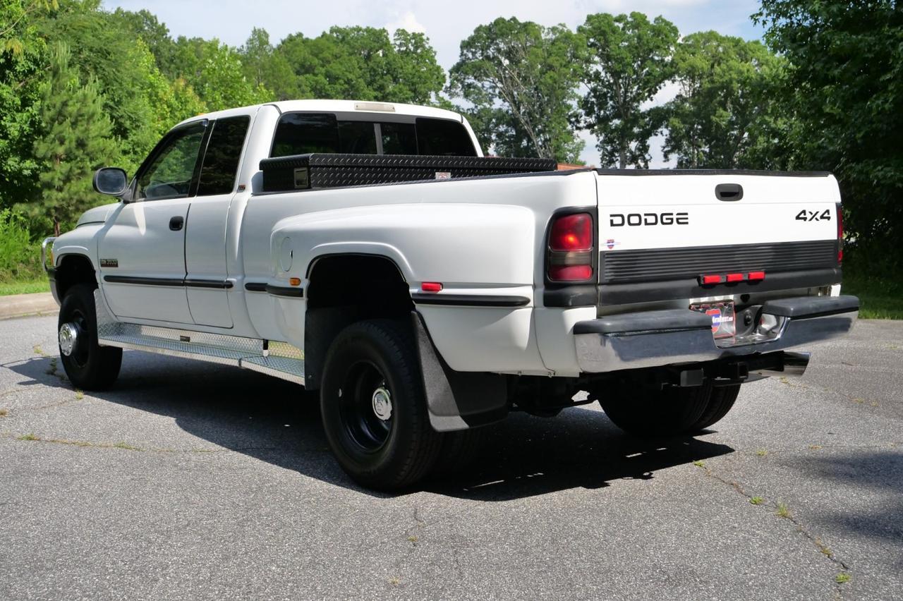 1998 Dodge Ram 3500 LARAMIE SLT 4x4 / DRW / Turbo Diesel / Manual! Lincolnton NC