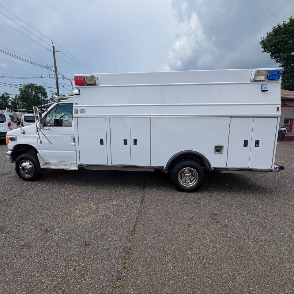 1998 Ford E-Super Duty 2dr Commercial/Cutaway/Chassis Edison NJ