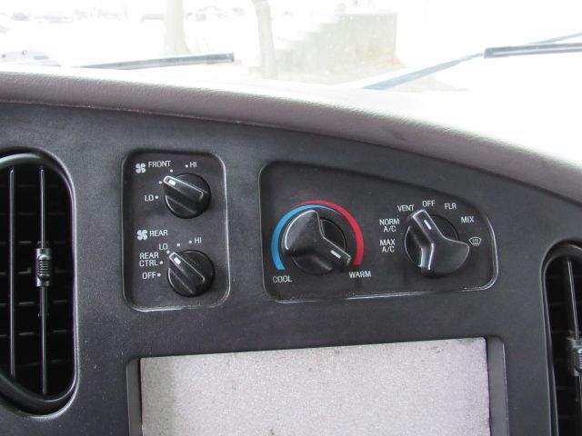 1998 Ford Econoline E450 Plano TX