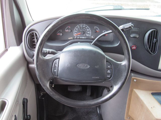 1998 Ford Econoline E450 Plano TX