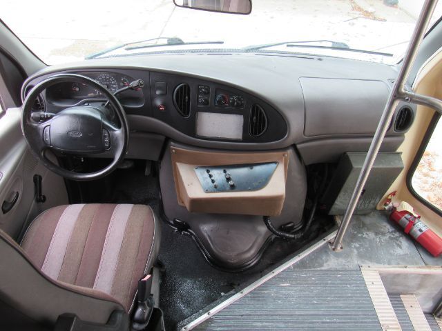 1998 Ford Econoline E450 Plano TX