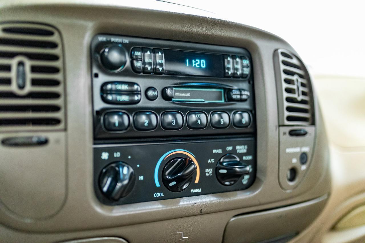 1998 Ford F-150 4x2 Reg Cab XLS Short Box Red Deer AB