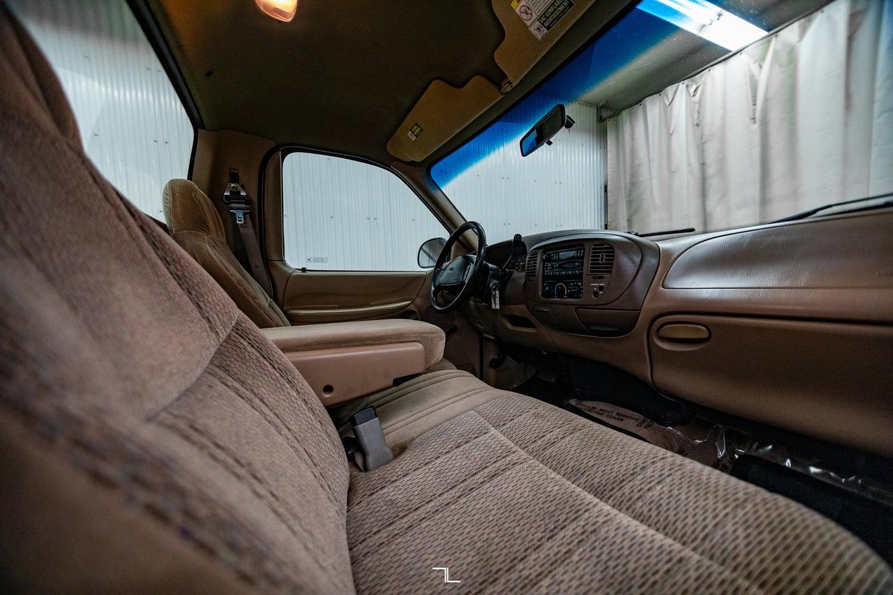 1998 Ford F-150 4x2 Reg Cab XLS Short Box Red Deer AB