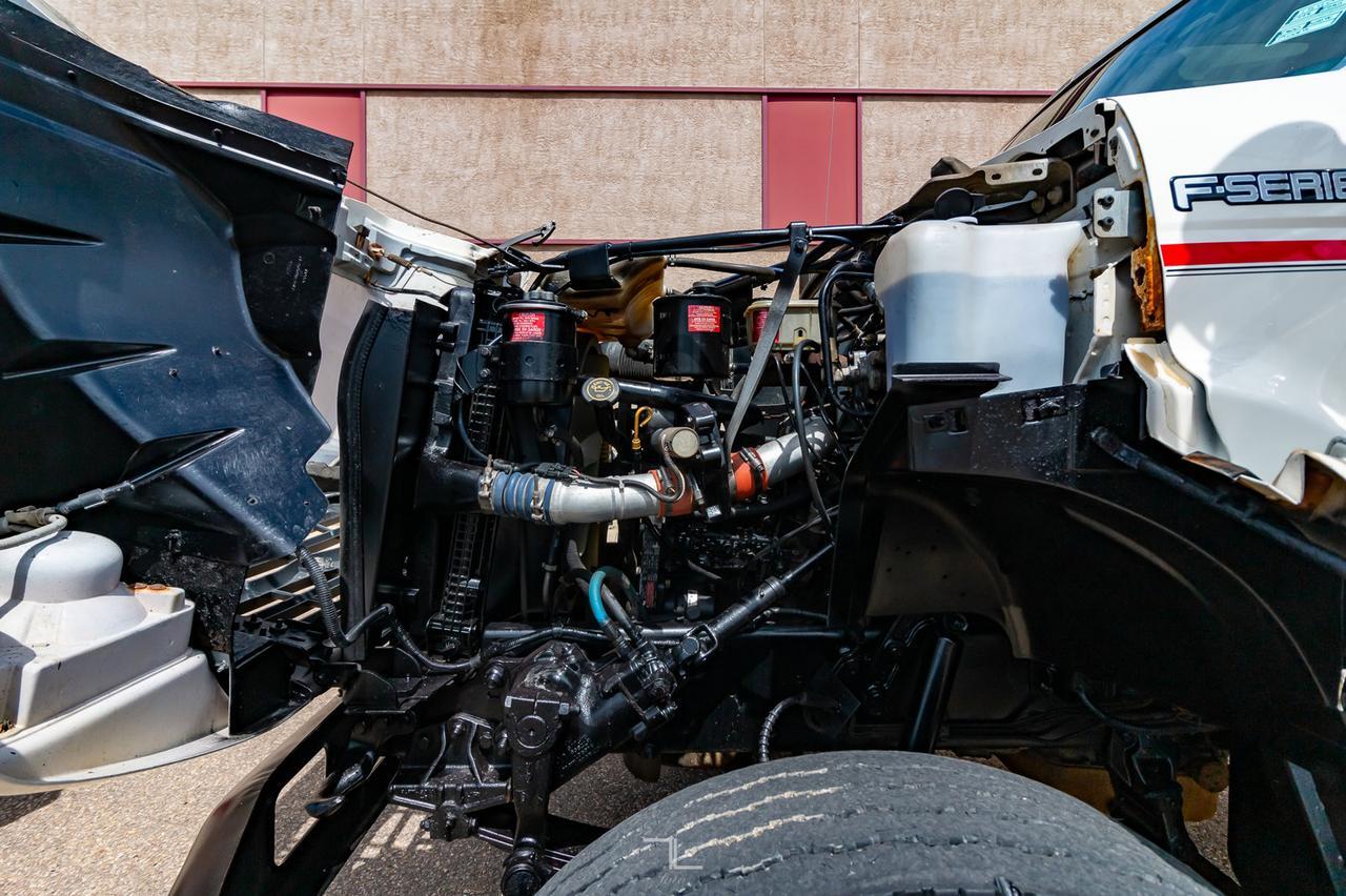 1998 Ford F800 Cab & Chassis Danco 706 Crane Red Deer AB
