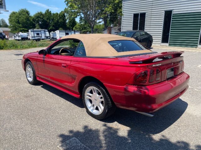 1998 Ford Mustang GT - Photo 9